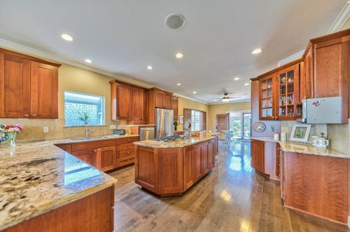 1312 Flores St, Seaside CA exterior