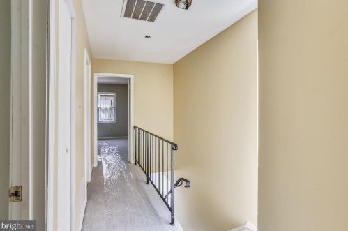 145 Kinsman View Cir, Silver Spring MD 20901-1600 exterior