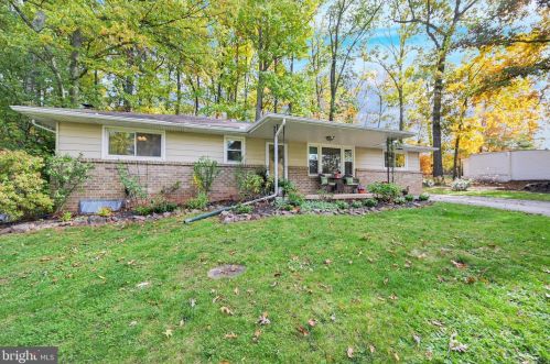 6025 Timberlyn Dr, York, PA 17315-2955