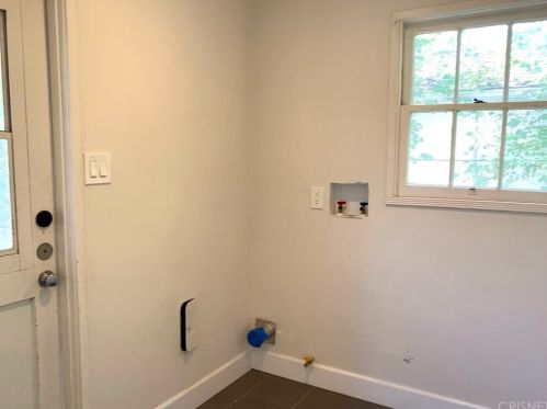 4228 Murietta Ave, Van Nuys CA  91423-4225 exterior