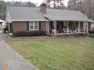 143 Hayes Cir, Rex GA  30273-1543 exterior