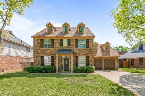 3405 Sprindeltree Dr, Grapevine TX  76051-6515 exterior