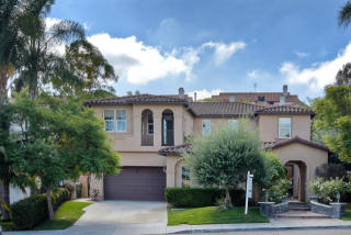 2911 Rancho Cortes, Carlsbad, CA 92009-3037