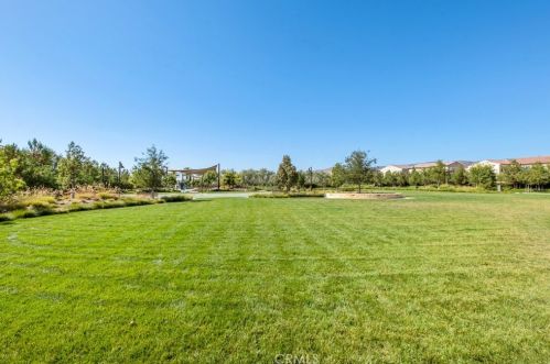 38 Canoe, Irvine CA  92618-8841 exterior