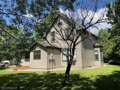 52 Carlson Ave, Summit, MN 56630-2132