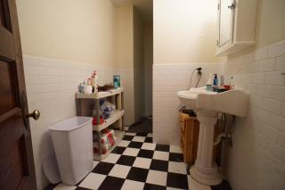 2715 Hennepin Ave, Minneapolis MN  55408-1003 exterior