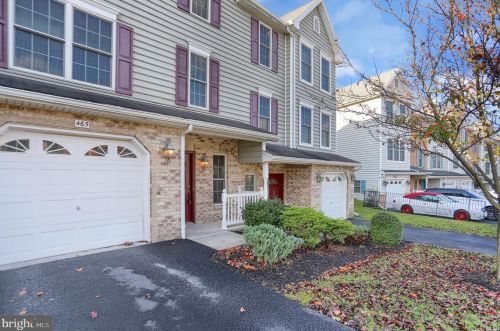 465 Sunday Dr, Harrisburg, PA 17111-2433