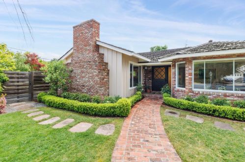 911 Echo Dr, Los Altos CA  94024-4874 exterior