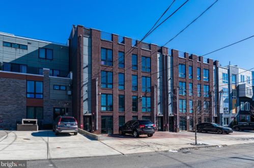 749 20th St, Philadelphia PA  19130-2003 exterior