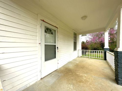 402 Lee St, Lagrange, GA 30240-4331