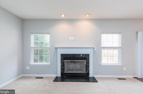 579 Windsong Dr, Aberdeen MD  21001-1809 exterior