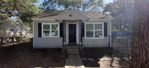 3740 4th St, Fort Worth TX  76107-2009 exterior