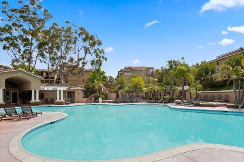 7920 Menton Ave, Anaheim CA  92808-1559 exterior