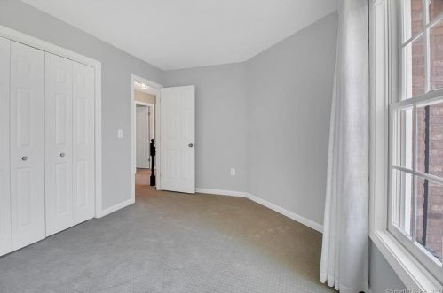 190 Copper Ridge Rd, Southington CT  06489-4645 exterior
