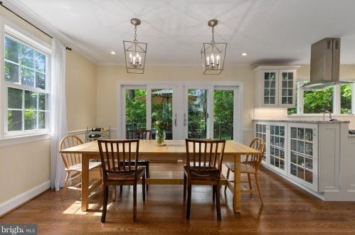 1516 Live Oak Dr, Silver Spring MD 20910-1543 exterior