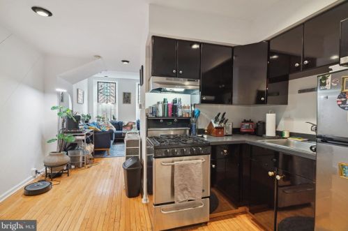 620 19 St, Philadelphia PA  19146-1439 exterior