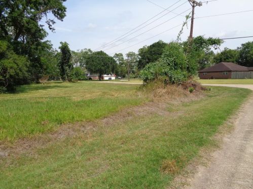 1103 Saddle Horn Bnd, Angleton, TX 77515-7258