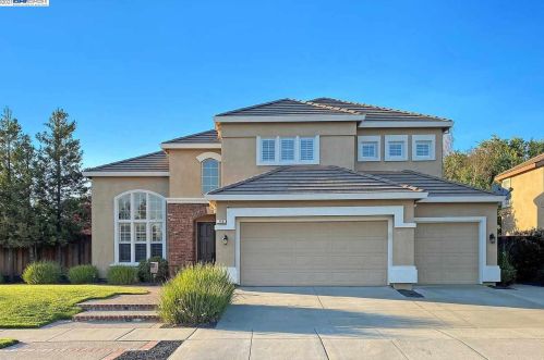 118 Obsidian Way, Livermore, CA 94550-9470