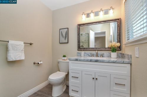 30 Kirkwood Ct, Concord CA  94521-1427 exterior