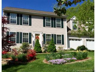 678 Shewville Rd, Gales Ferry, CT 06339-1478