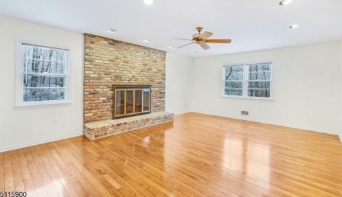 29 Mountain Ave, Warren, NJ 07059-5336