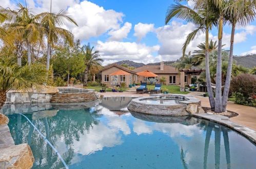 1780 Savannah Way, San Marcos, CA 92069-9526
