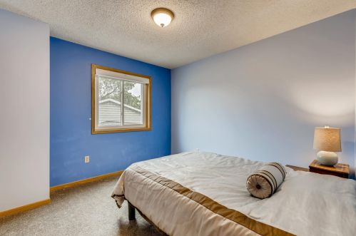 15947 Granada Ave, Saint Paul MN  55124-6319 exterior