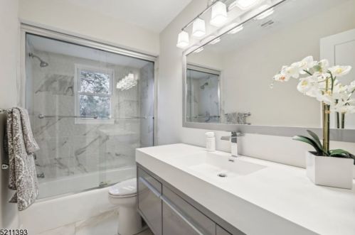 30 Highland Ave, Maplewood NJ  07040-1844 exterior