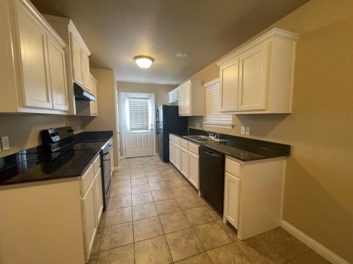3123 Weave Ct, Granbury TX  76049-1282 exterior
