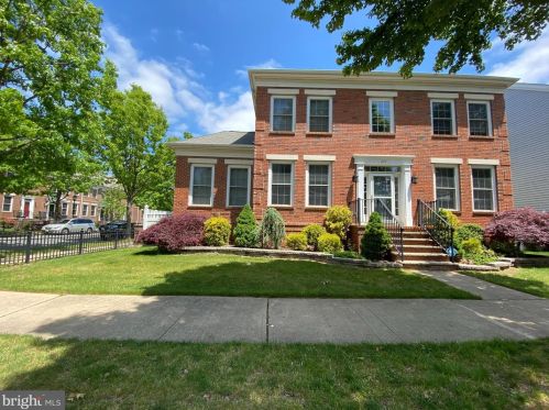 247 Garden Pl, Trenton, NJ 08691-4129