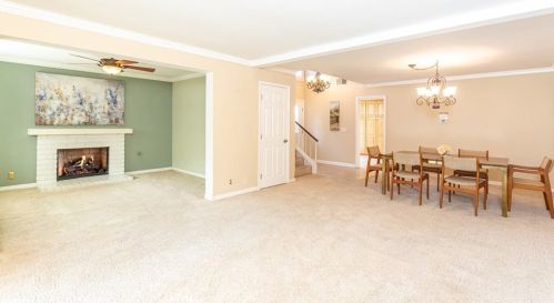 6032 Silverspur Trl, Anaheim CA  92807-4717 exterior