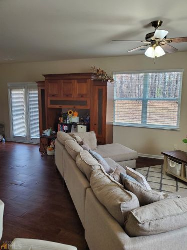 5496 Keyhaven Pl, Atlanta GA  30349-2759 exterior