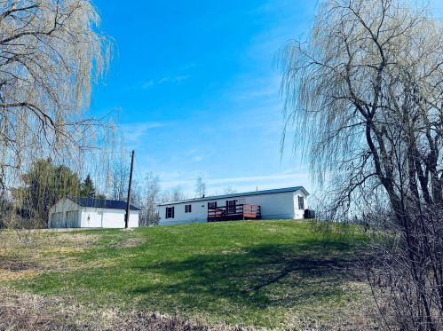 57 Haskell Rd, Carmel, ME 04419-3023