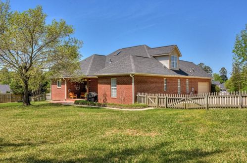 226 Bainbridge Dr, Evans GA  30809-8244 exterior