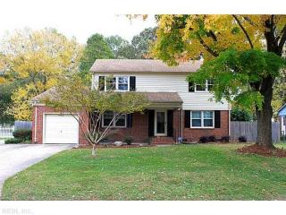 736 Yorkshire Dr, Virginia Beach, VA 23452-5820