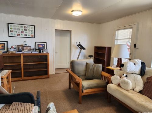 2526 Gardenia St, Honolulu HI  96816-3502 exterior