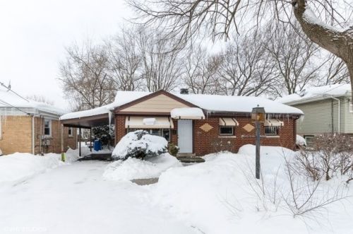 10834 Neenah Ave, Worth, IL 60482-1632