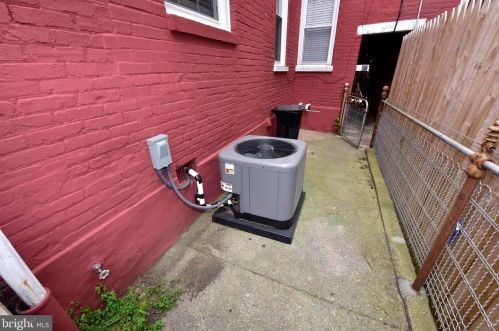 551 Vine St, Lancaster PA  17602-3517 exterior