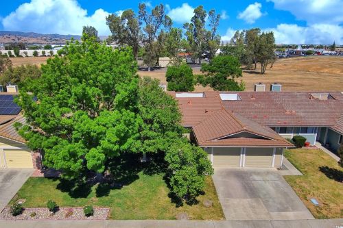 234 Grand Canyon Dr, Vacaville, CA 95687-3416