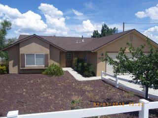 22048 Tin Ct, Tehachapi, CA 93561-8278