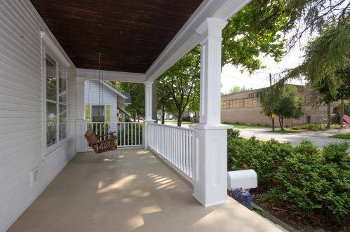 15021 Bartlett Ave, Plainfield, IL 60544-1911