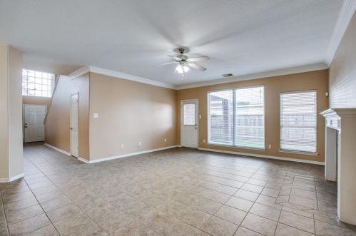 9907 Valance Way, Conroe TX  77385-2015 exterior