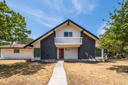 9527 Mider Dr, San Antonio, TX 78216-4352