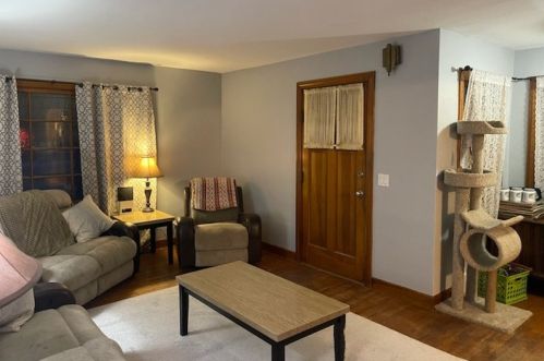 383 Prairie Ave, Bradley, IL 60915-1553