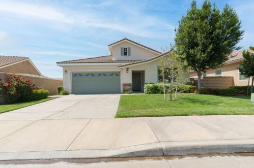 28035 Whisperwood Dr, Sun City, CA 92584-8084