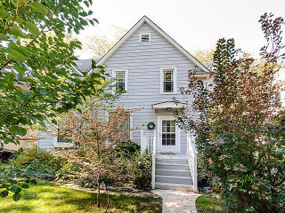 9720 Vanderpoel Ave, Chicago, IL 60643-1232