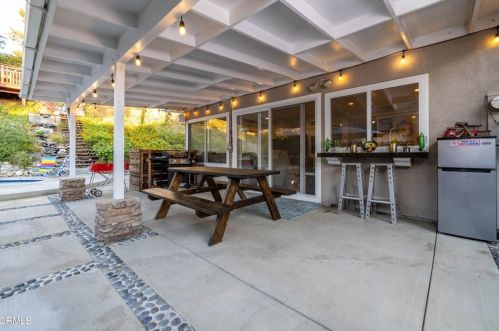 1180 Currier Ave, Simi Valley CA 93065-5162 exterior