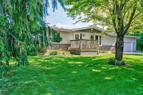 2620 3659th Rd, Norway, IL 60551-9594