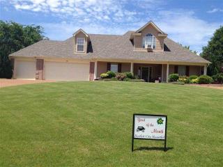 6188 Frances Wood Dr, Memphis, TN 38135-1678