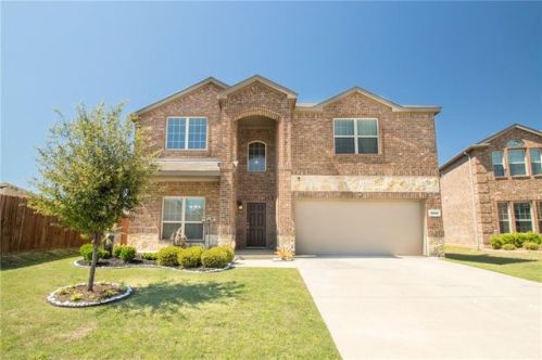 8601 Yosemite Trl, Aubrey, TX 76227-2207